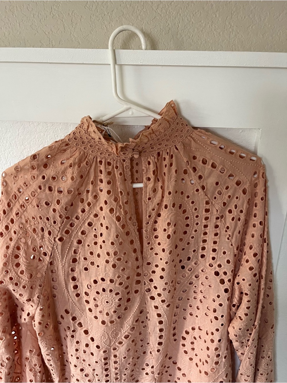 Saints & Hearts Women's Small Lace Long Sleeve Dress NWT. - Picture 6 of 7
